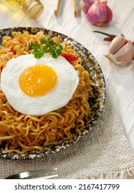 Mie Goreng Fried Noodles Main Ingredient Stock Photo 2167417799 ...