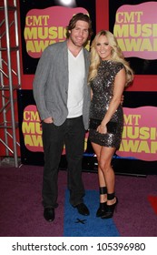 Mike Fisher And Carrie Underwood At The 2012 CMT Music Awards, Bridgestone Arena, Nashville, TN 06-06-12