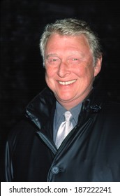 Mike Nichols At NATIONAL BOARD OF REVIEW AWARDS, NY 1/7/2002