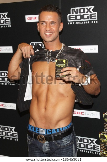 Mike 'The Situation' Sorrentino, Jersey Shore, at in-store appear...
