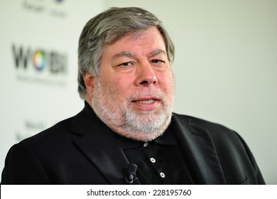 299 Steve wozniak Images, Stock Photos & Vectors | Shutterstock