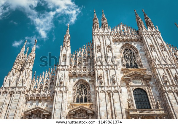 Suchen Sie Nach Mailander Dom Duomo Di Milano Italien Stockbildern In Hd Und Millionen Weiteren Lizenzfreien Stockfotos Illustrationen Und Vektorgrafiken In Der Shutterstock Kollektion Jeden Tag Werden Tausende Neue Hochwertige Bilder