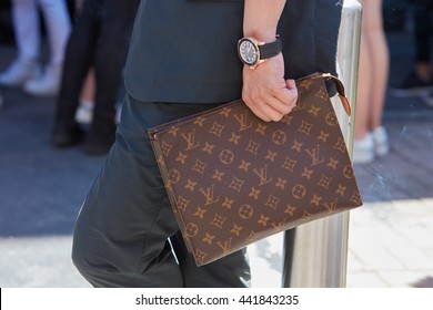 Forøge piedestal Slime Louis Vuitton Bag for Men Images, Stock Photos & Vectors | Shutterstock