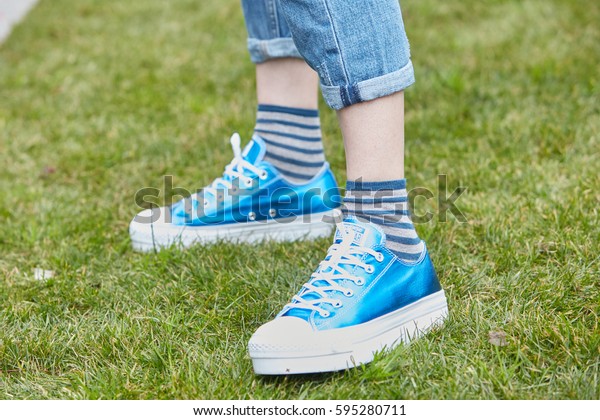 {keywor d} converse armani