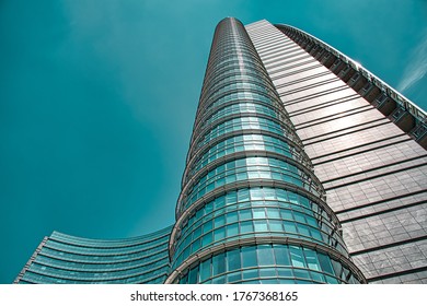 Milan, Italy, 06.29.2020: The UniCredit Tower At Gae Aulenti Square Is The Headquarters Of UniCredit One Of The Largest Banks In Italy Designed By Architect César Pelli