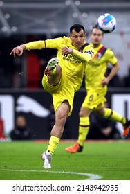 MILAN, ITALY - APRIL 4, 2022:
Gary Medel In Action
During The Serie A 2021-2022 MILAN V BOLOGNA At San Siro Stadium. 