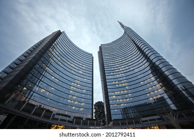 Milan, Italy - June 2, 2018: Garibaldi Unicredit Tower In Piazza Gae Aulenti. This Skyscraper Has Been Designed By Archistar César Pelli