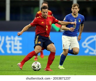 MILAN, ITALY - OCTOBER 6, 2021: 
César Azpilicueta And Nicolò Barella In Action 
During The UEFA Nations League 2021 ITALY V SPAIN At San Siro Stadium. 