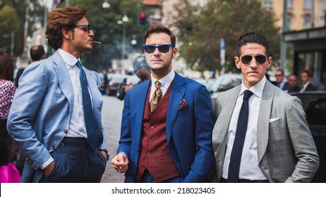 MILAN, ITALY - SEPTEMBER 17: People Outside Gucci Fashion Shows Building For Milan Women's Fashion Week On SEPTEMBER 17, 2014 In Milan.