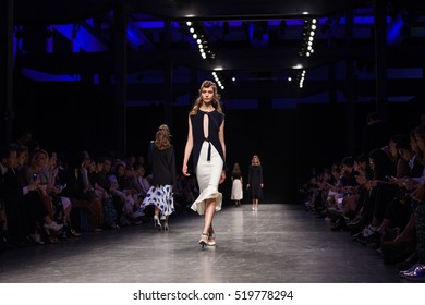 109,799 Shoe Fashion Show Images, Stock Photos & Vectors | Shutterstock