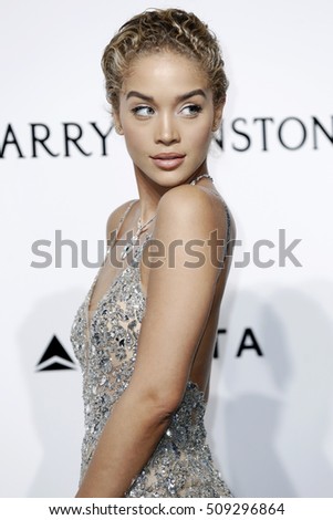 MILAN ITALY SEPTEMBER 24 Jasmine Sanders Stock Photo (Edit Now