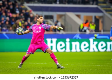 Milano, Italy, November 06 2019 Claudio Bravo (manchester City) During Tournament Round, Group C, Atalanta Vs Manchester City Soccer Champions League Men Championship