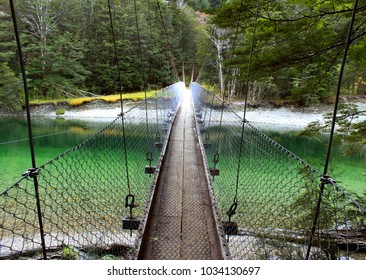 Milford Sound Track, Bridge