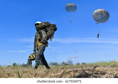 Military Parachute Training