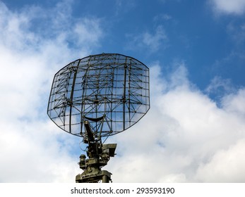 3,843 Radar military vehicle Images, Stock Photos & Vectors | Shutterstock