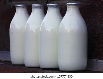 16,028 Milk delivery Images, Stock Photos & Vectors | Shutterstock