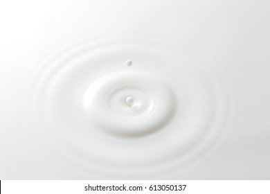 Milk Drop With Ripples