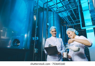 Milk Factory Production Industrial Worker Machinery Technology