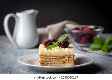 Milk Semolina Dessert With Biscuits (Turkish Name; Sutlu Irmik Tatlisi)