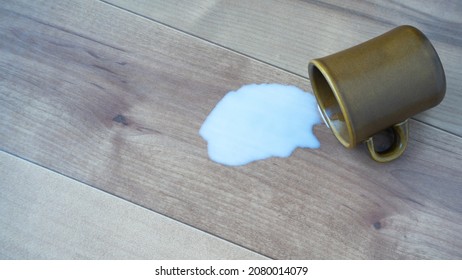 301 Clean spill on wood table Images, Stock Photos & Vectors | Shutterstock