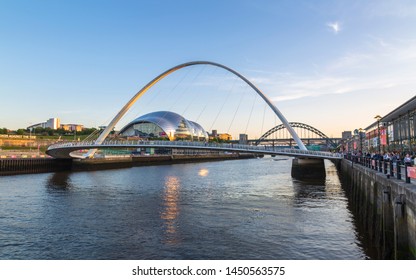 The Millennium Bridge, Tyne Bridge and Sage Gateshead Arts Centre, Gateshead, Newcastle-upon-Tyne, Tyne and Wear, England, United Kingdom, Europe