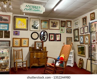 MILLERTON, NY - March 17, 2019: Antiques, Collectibles And Vintage Items For Sale In A Thrift Store.