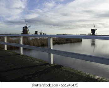 the mills of kinderdijk