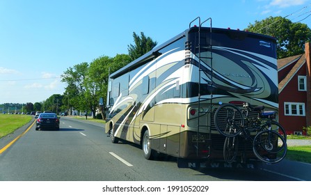 Milton, Delaware, U.S.A - June 08, 2021 - The Newmar Ventara Motorhome On Route 1