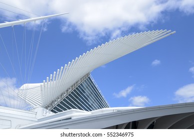 MILWAUKEE, WI - OCTOBER 24, 2013: Wings Spread On Milwaukee Art Museum Designed By Santiago Calatrava. 