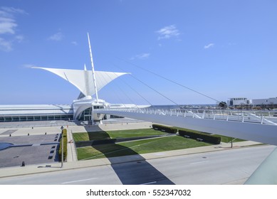 MILWAUKEE, WI - OCTOBER 24, 2013: Wings Spread On Milwaukee Art Museum Designed By Santiago Calatrava. 