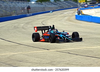 Milwaukee Wisconsin, USA - August 15, 2014: Indy Lights Series Practice Session Friday. 24 Scott Anderson - United States, Fan Force United