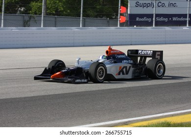 Milwaukee, Wisconsin USA - May 30, 2008 - IndyCar Racing League. Milwaukee Mile 2008. Friday practice session on track. Oriol Servia (R), Spain - KV Racing