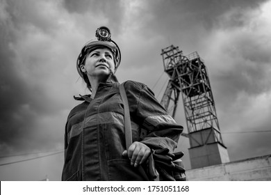 miner in a hard hat, woman, coal mining, mine, black and white filter