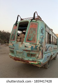 A Mini Bus On Road In A Deplorable Condition And Needs Repair. The Name Of Owner Is Written In Urdu Language - Karachi Pakistan - Nov 2020