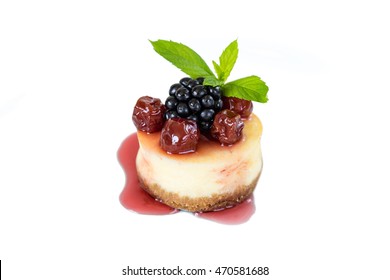 Mini Cheesecake With Cherry