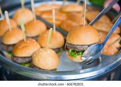 Mini Hamburger Buns With Beef, Food
