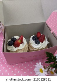 Mini Pavlova On The Table For Team Time