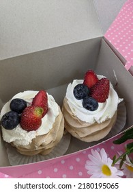 Mini Pavlova On The Table For Team Time