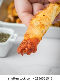 Mini Pizza Rolls With Tomato And Cheese