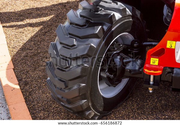 Mini tractor\
wheel