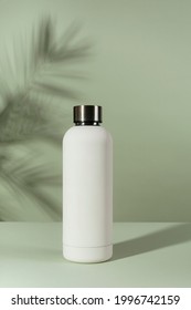 Minimal Reusable Water Bottle Design