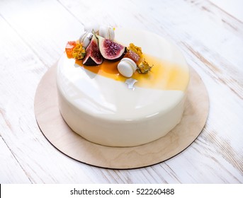 Mousse Cake Mirror Glaze Images Stock Photos Vectors Shutterstock