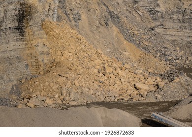 Mining of building materials in limestone quarry