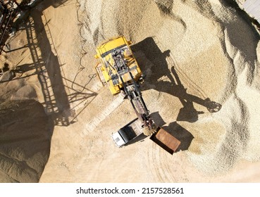 1,307 Electric mining truck Images, Stock Photos & Vectors | Shutterstock