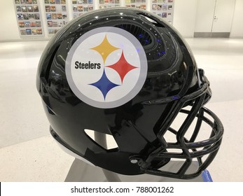 Minneapolis, MN/USA: January 6, 2018: Pittsburgh Steelers Jumbo Helmet Set Up For Super Bowl LII In Minneapolis.