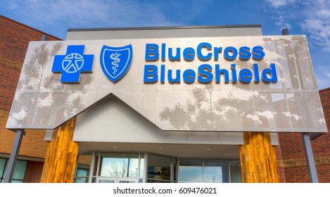 MINNEAPOLIS, MN/USA - MARCH 19, 2017: Blue Cross Blue Shield Exterior And Logo. Blue Cross Blue Shield Association (BCBSA) Is A Federation Of Health Insurance Organizations And Companies.