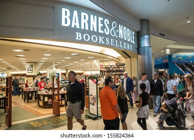 Barnes Noble Images Stock Photos Vectors Shutterstock