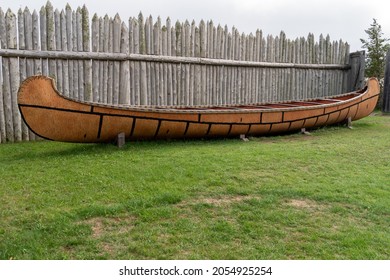 Minnesota, USA - October 5, 2021: Ojibwe (Ojibwa) Birch-Bark Canoe On Display At Grand Portage National Monument