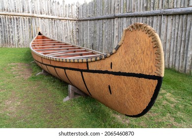 Minnesota, USA - October 5, 2021: Ojibwe (Ojibwa) Birch-Bark Canoe On Display At Grand Portage National Monument