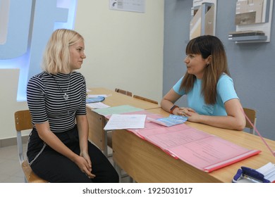 MINSK, BELARUS - 9 AUGUST, 2020: Applicants Are Interviewed At The Admissions Office For College Admission